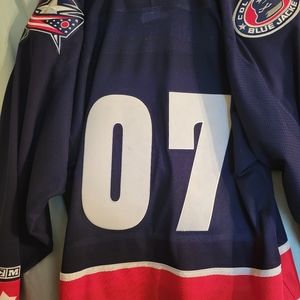 COLUMBUS BLUE JACKETS shirt